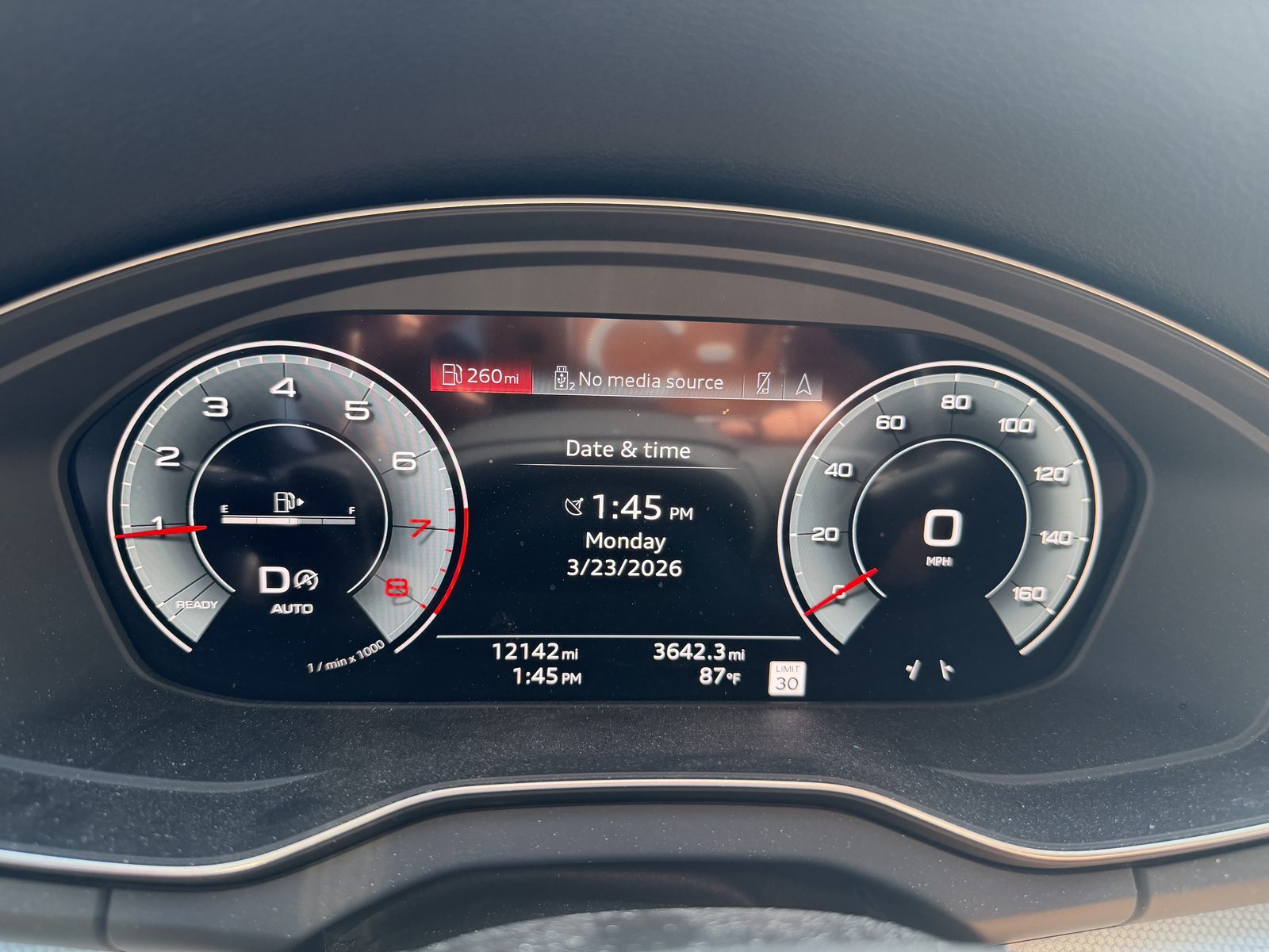 2025 Audi Q5 — photo 11